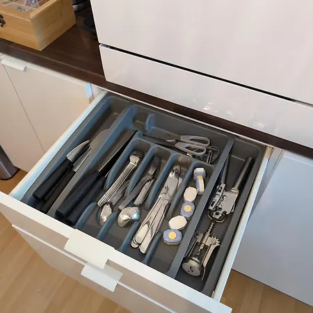 Helles Mit Arbeitsplatz Und Balkon Apartment