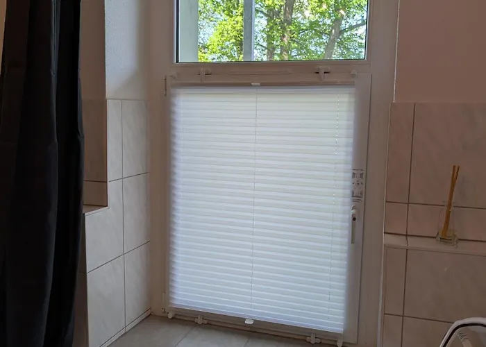 Apartment Helles Mit Arbeitsplatz Und Balkon *