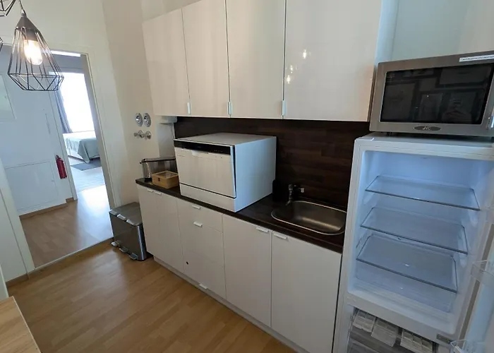 Apartment Helles Mit Arbeitsplatz Und Balkon Chemnitz