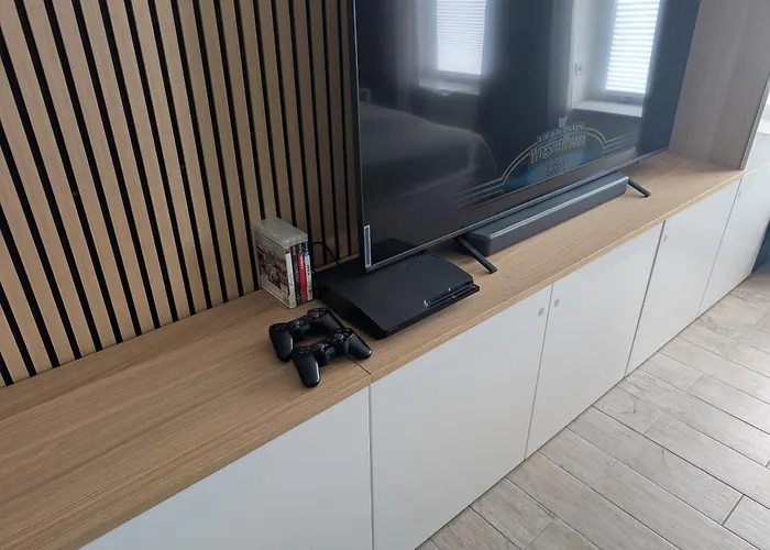 Helles Mit Arbeitsplatz Und Balkon Apartment Chemnitz